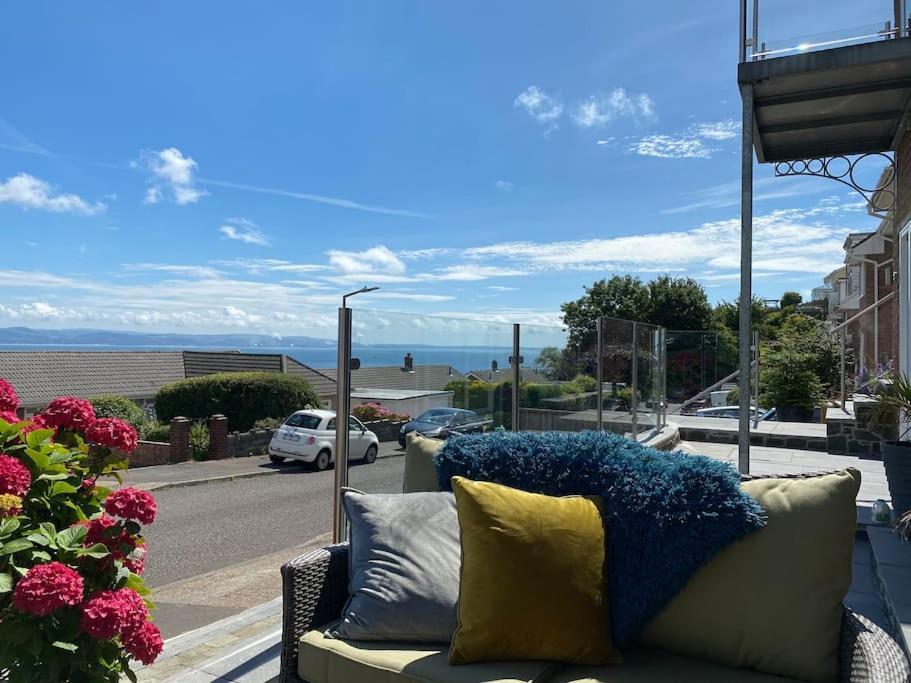 Mumbles - Modern Apartment With Panoramic Sea Views Oystermouth Exterior photo