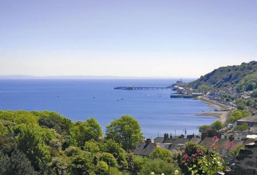 Mumbles - Modern Apartment With Panoramic Sea Views Oystermouth Exterior photo